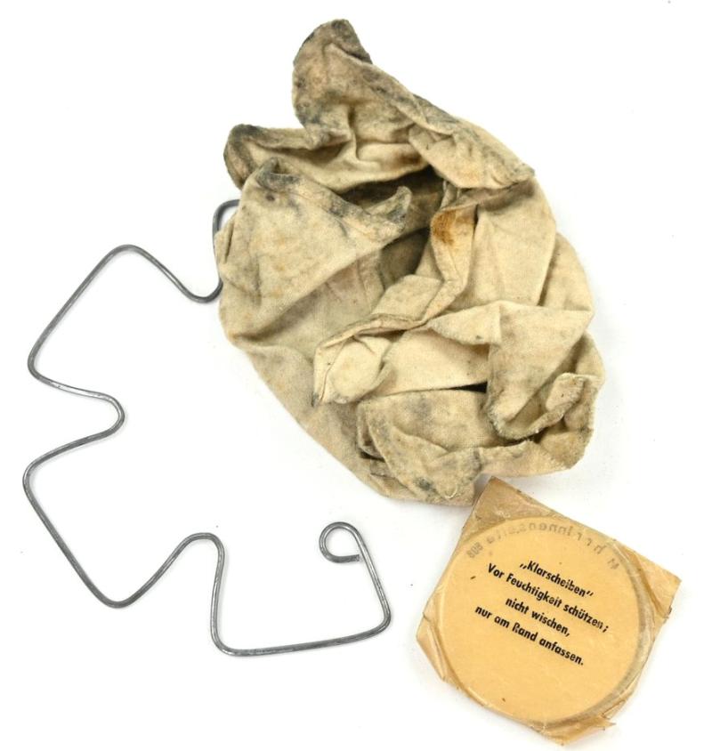 German WH Gasmask Cleaning set