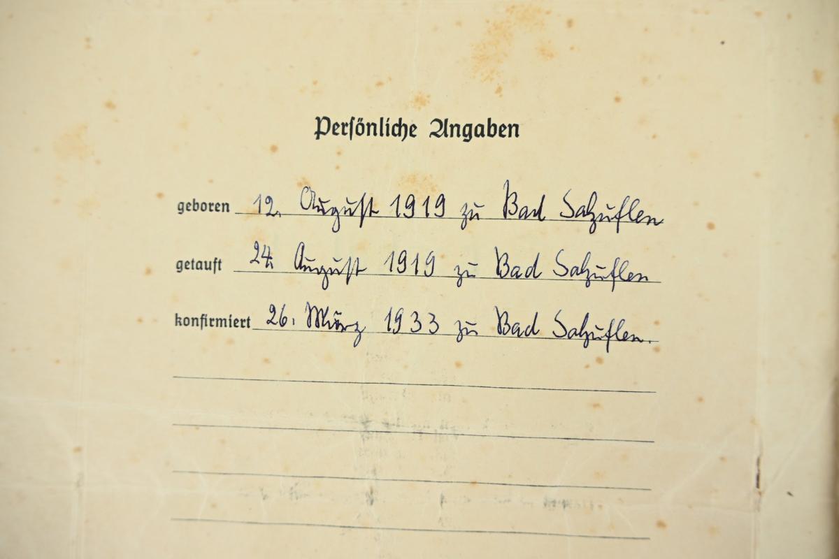 German WH Deatch Certificates and Documents G.R.266