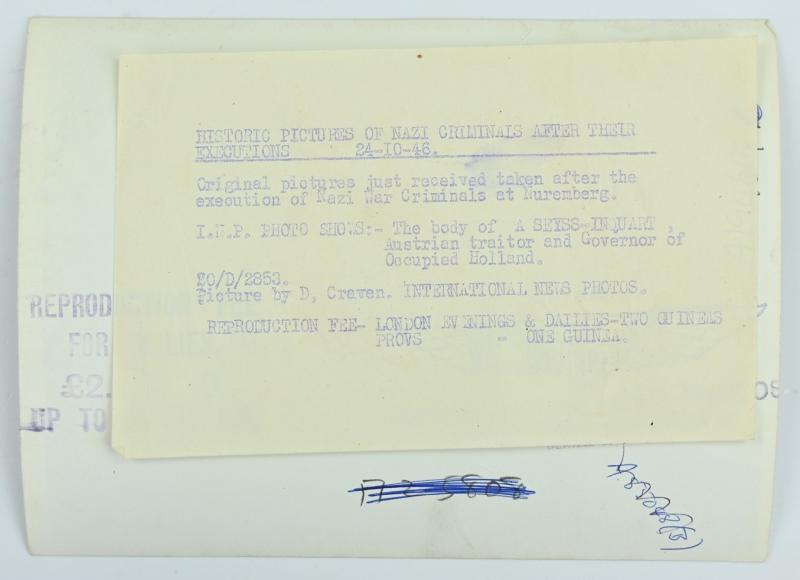 Allied Nuremberg War Trails Picture 'Hanging of Arthur Seyss-Inquart'