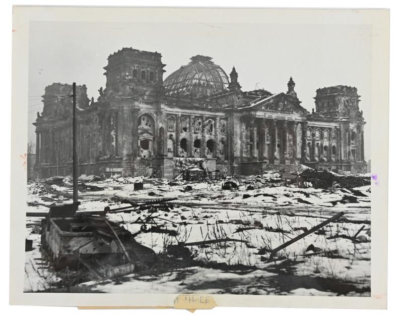 Allied WW2 Press Photo 'Reichstag Berlin 1945'