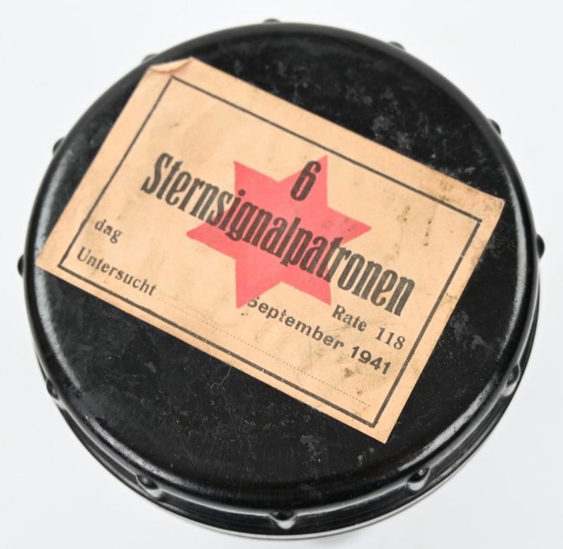German WH Flare Gun Shell Container with Flare Shells
