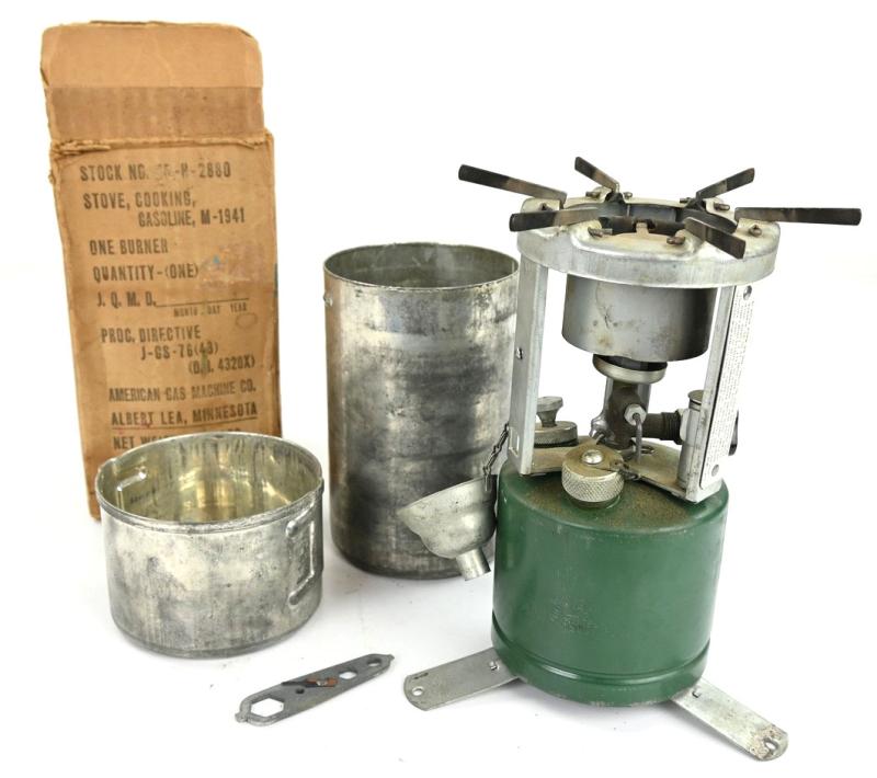 US WW2 Coleman Stove Cooker in orginal box