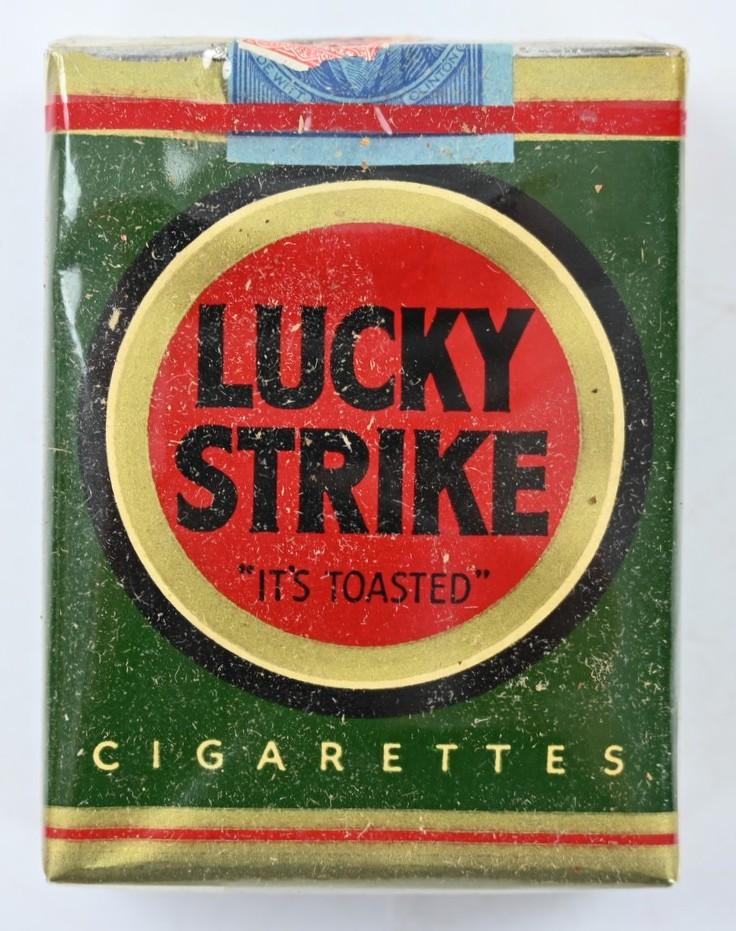 US WW2 Package of Lucky Strike Cigarets