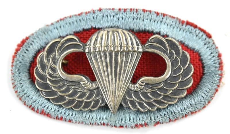 US WW2 101st Airborne Division 501st Parachute Infantry Regiment Jumpwing Oval with british made Jumpwing