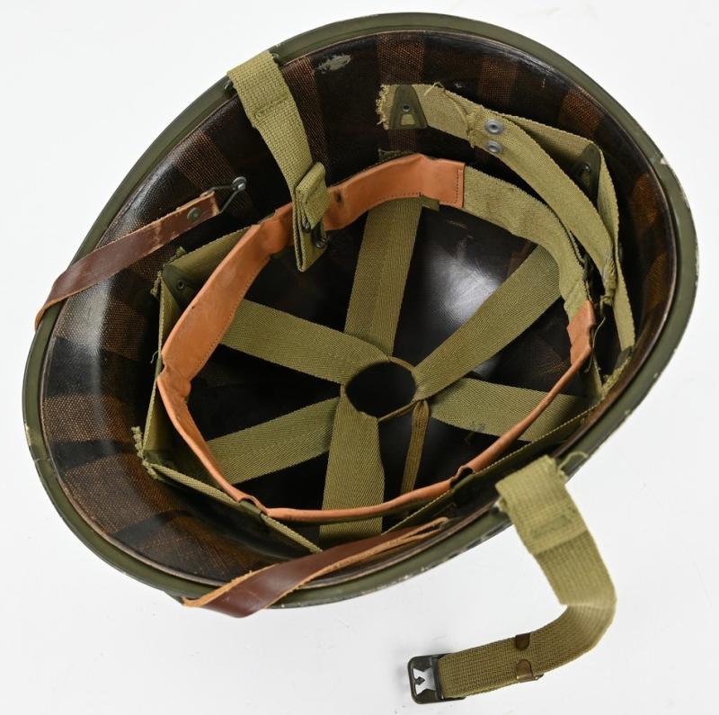 US WW2 M1 Fixed Bale Combat Helmet
