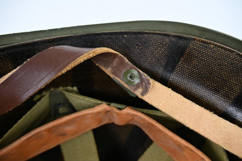 US WW2 M1 Fixed Bale Combat Helmet