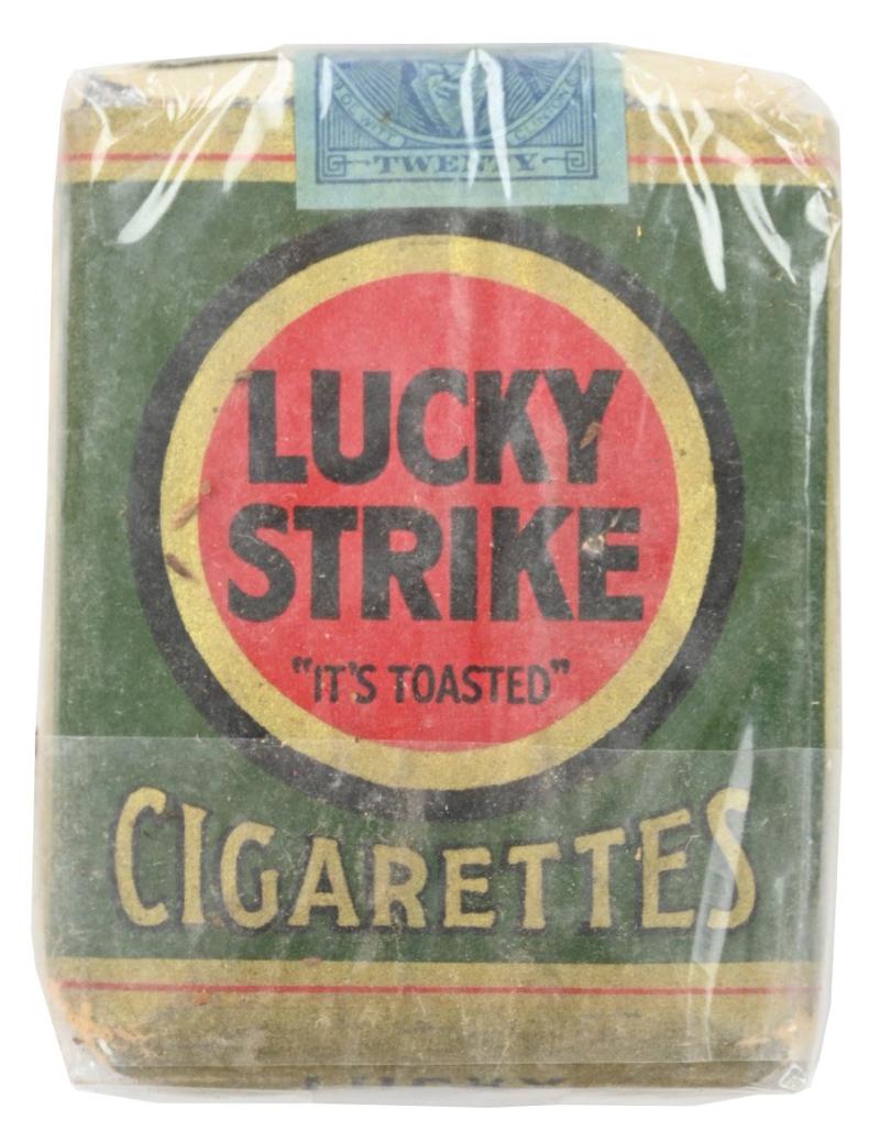 US WW2 Package of Lucky Strike Cigarets