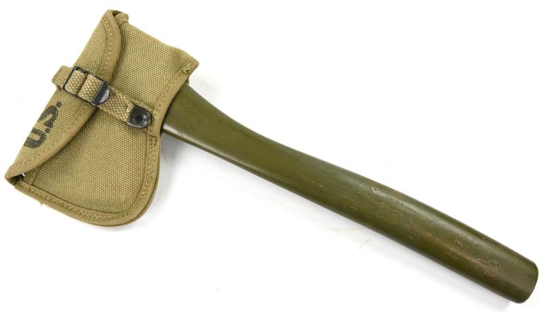 US WW2 M-1910 Intrenching Axe & Carrier