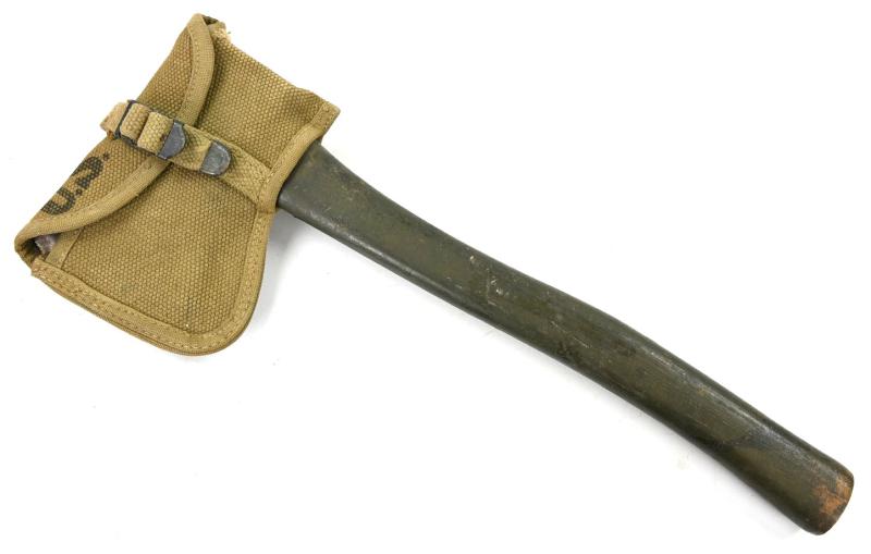 US WW2 M-1910 Intrenching Axe & Carrier