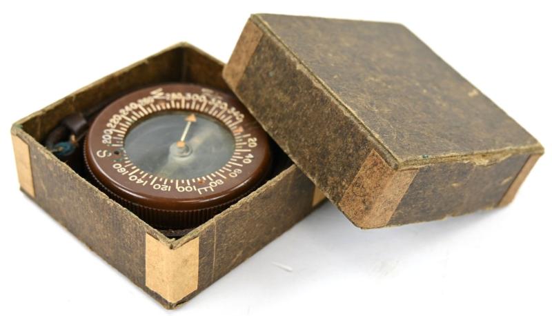 US WW2 Paratrooper Compass in Box