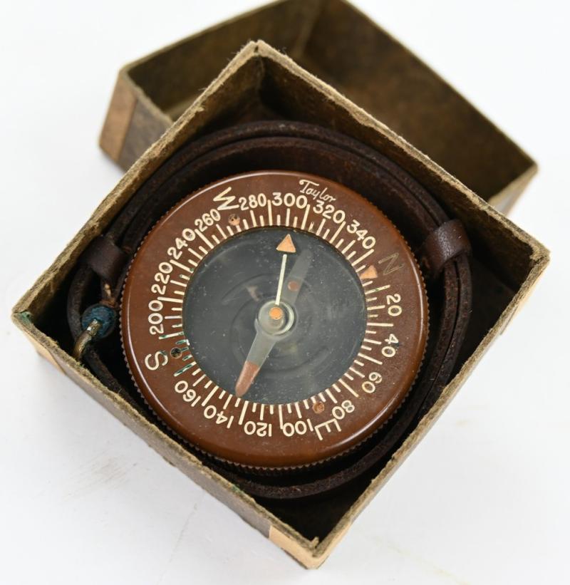 US WW2 Paratrooper Compass in Box