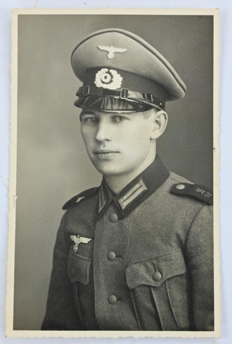 German WH EM Portait Picture Schutze