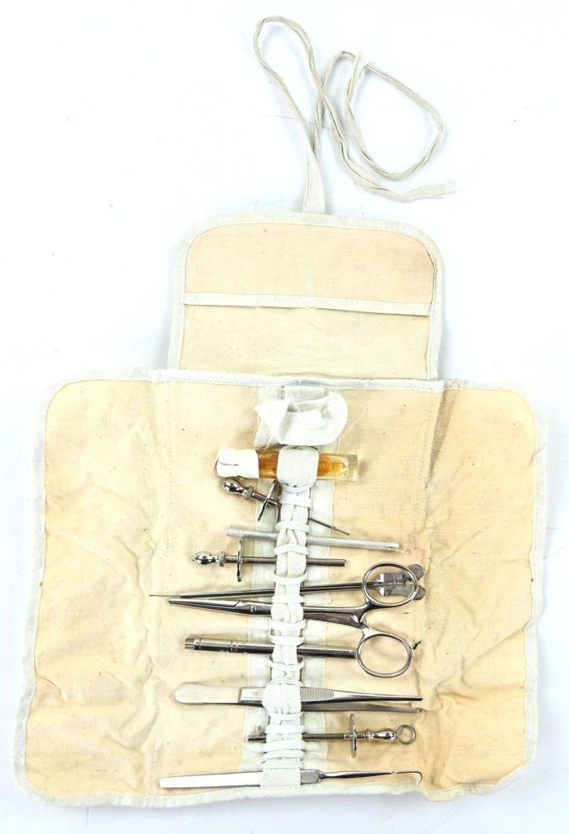 German Third Reich Medical Doctor Set in Pouch