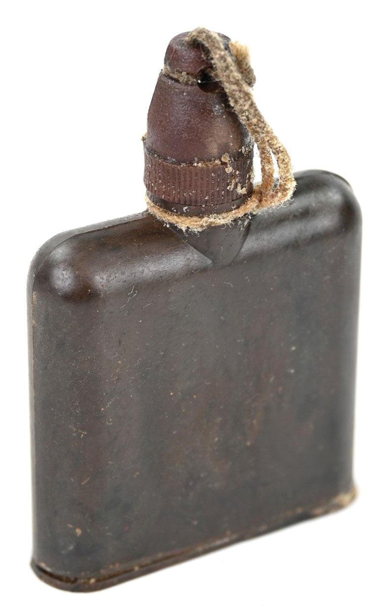 German WH Bakelite Bottle with Waffen-Entgiftungsmittel