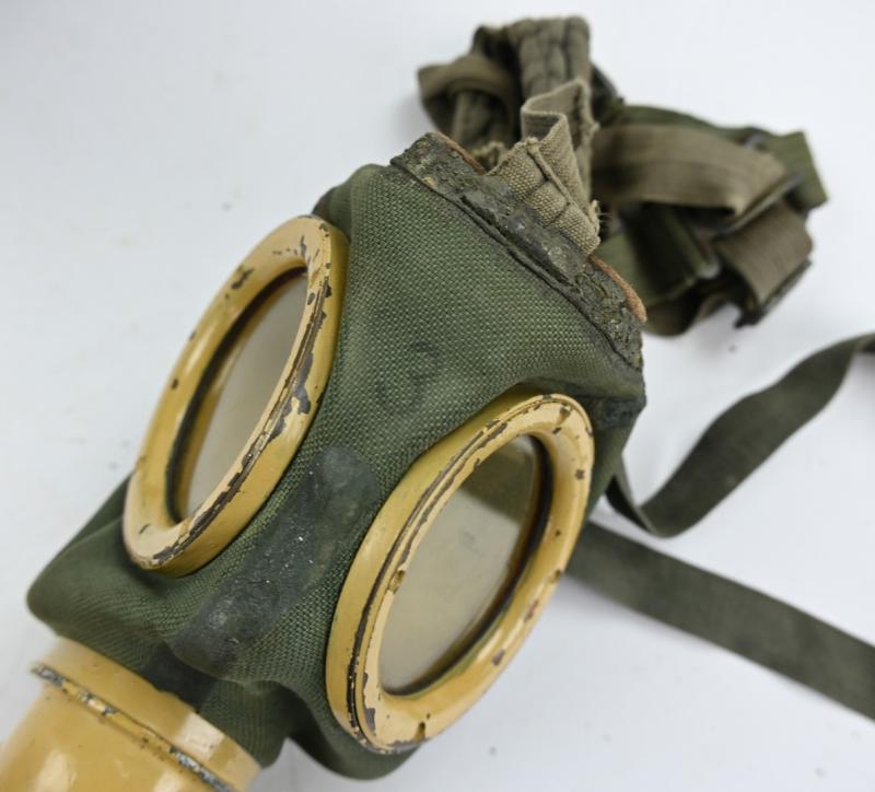 German WH Tropical Gasmask with Filter