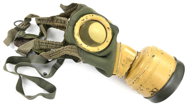 German WH Tropical Gasmask with Filter