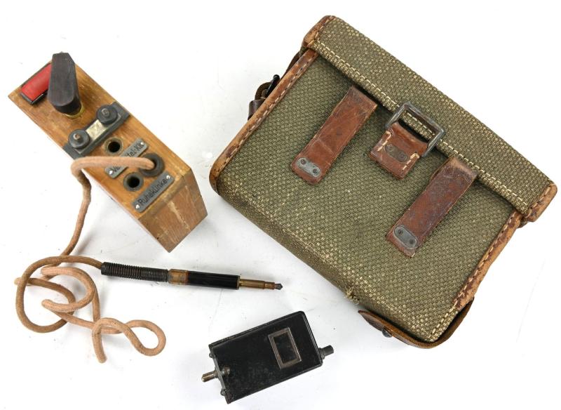 German WH Signal Troops 1 Line Switchboard in Pouch