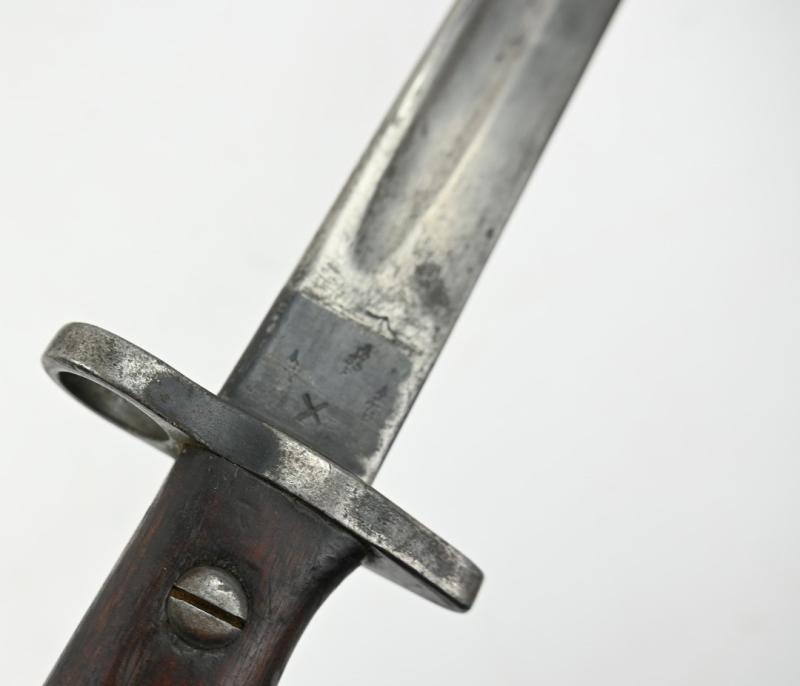 British M-1907 SMLE Bayonet with Frog