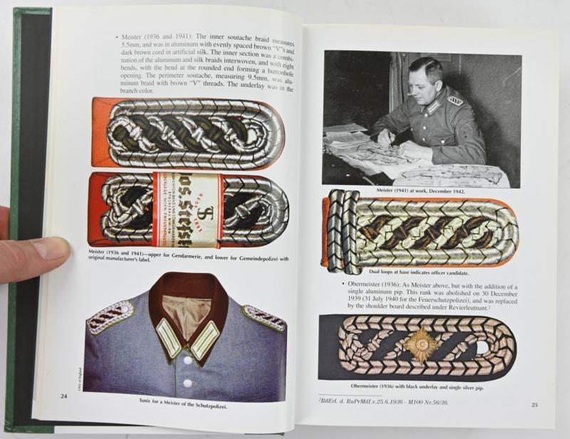Collector's Book 'Uniforms, Organisation and History of the German Police Volume 2