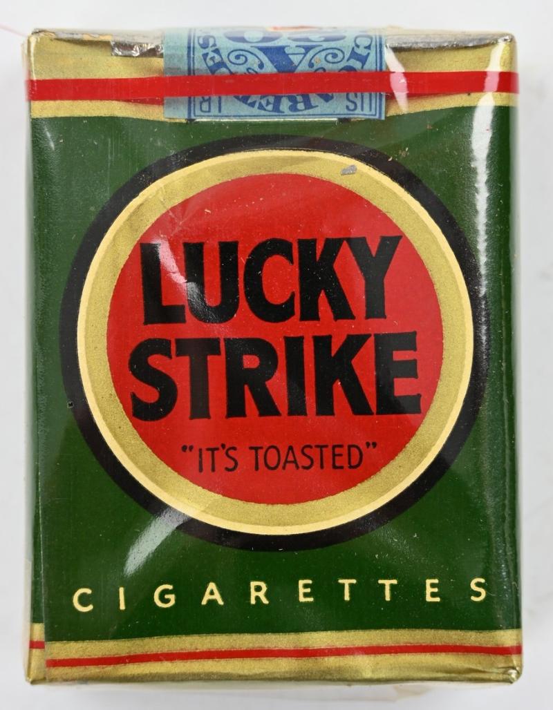 US WW2 Package of Lucky Strike Cigarets