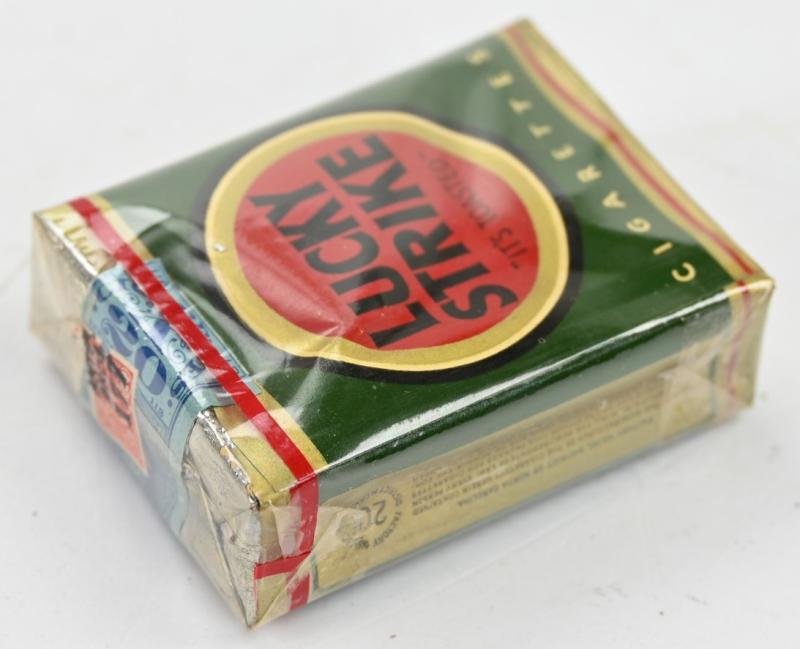 US WW2 Package of Lucky Strike Cigarets