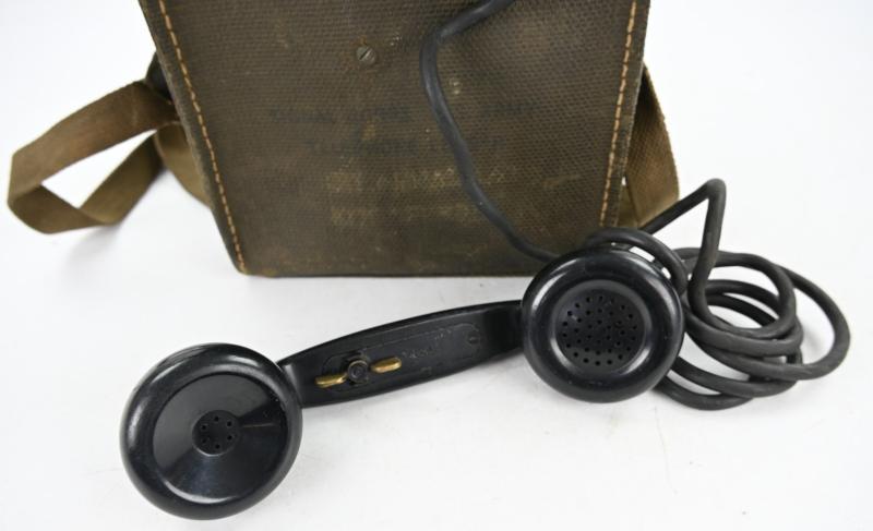 US WW2 Signal Corps telephone EE-8-B in Canvas Carrying Case.