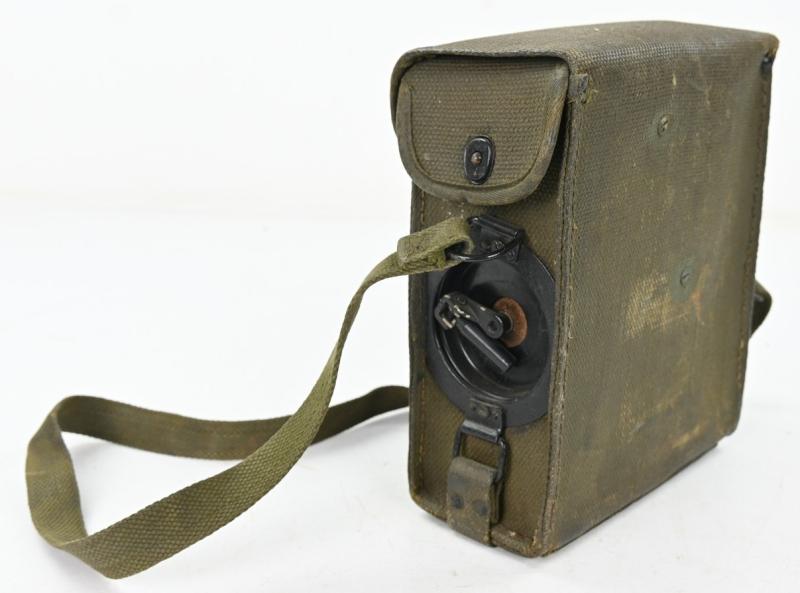 US WW2 Signal Corps telephone EE-8-B in Canvas Carrying Case.