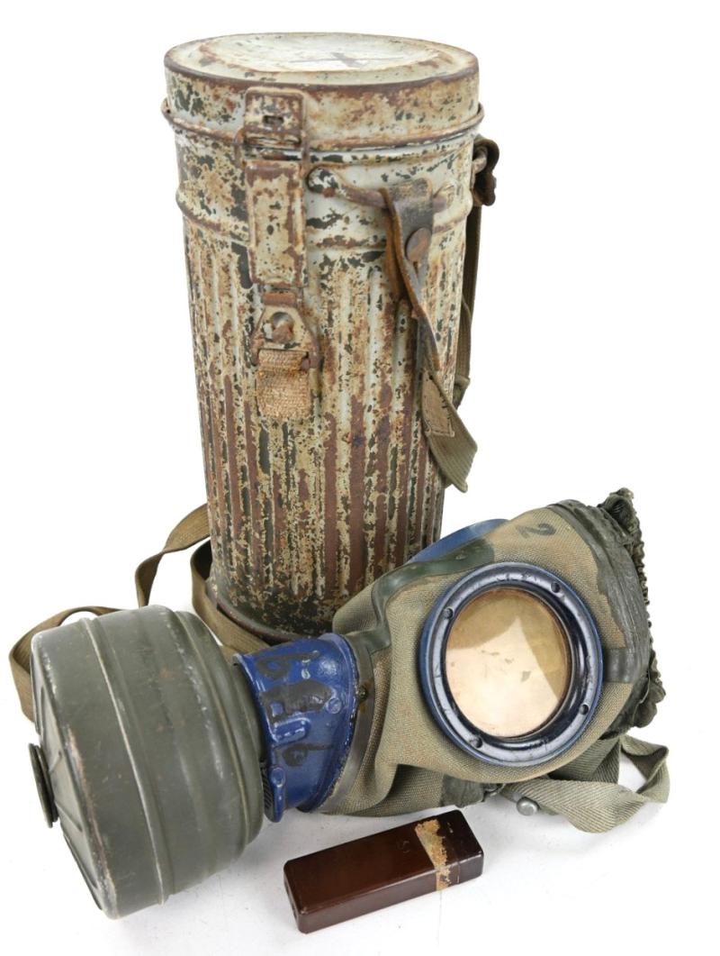 German WH Gasmask & Cannister with Winter Camouflage