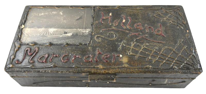 Dutch Remembrance Case 'Margraten Cemetery'