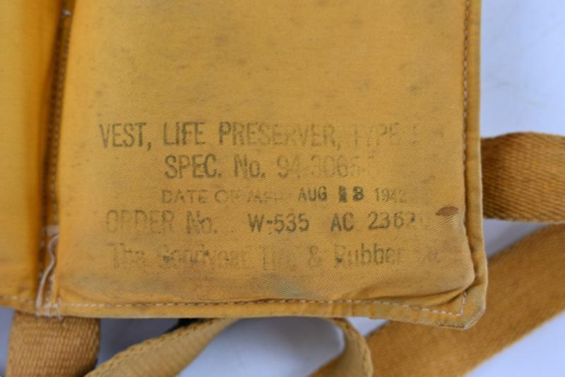 USAAF WW2 Life Preserver Vest B-3 1942