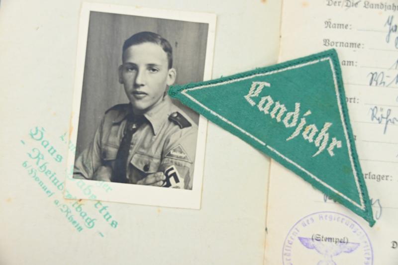 German Hitlerjugend Landjahr ID Booklet & Patch