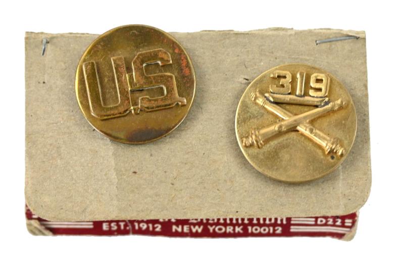 US WW2 82nd Airborne Division 319th GFAB Collar Disk Set
