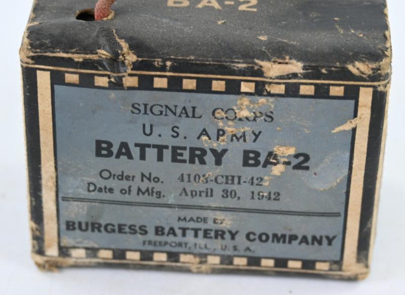 US WW2 Signal Corps Battery B High Voltage