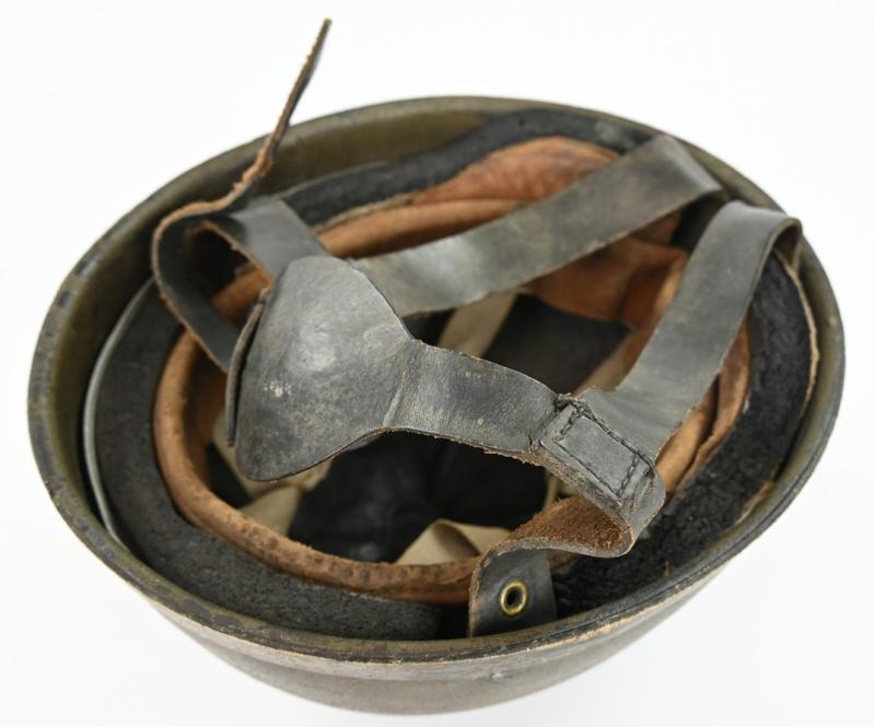 British WW2 Fibre Rim Paratrooper Combat Helmet BMB 1942