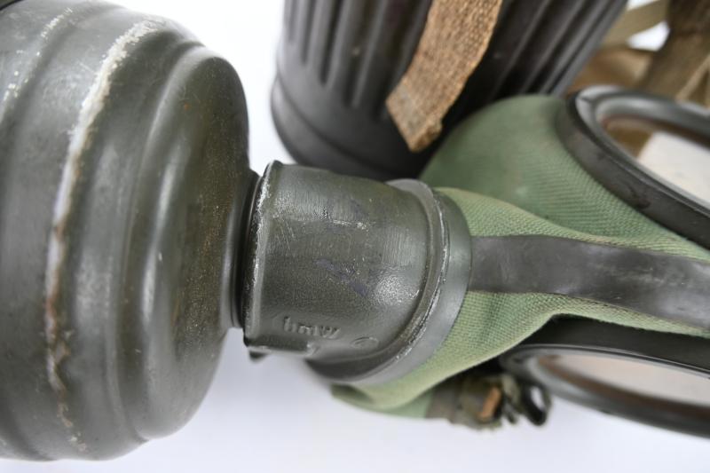 German WH M31 Named & Matching Gasmask & Cannister