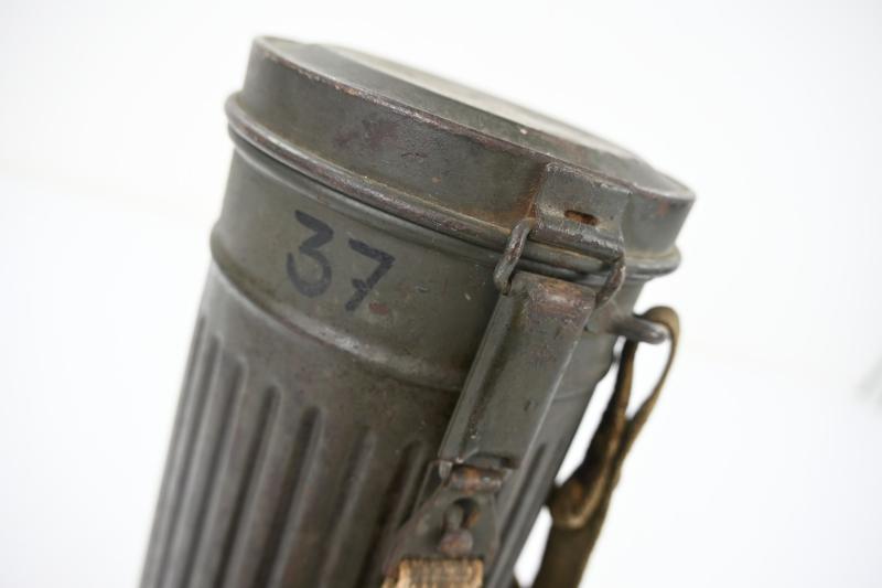 German WH M31 Named & Matching Gasmask & Cannister