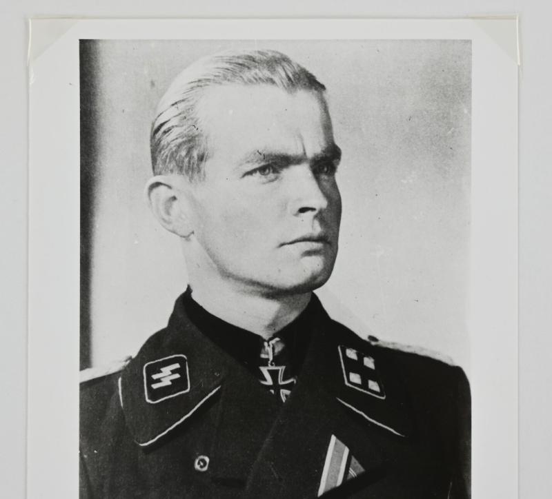 Signature of Waffen-SS KC-OLC Recipient 'Max Wünsche'