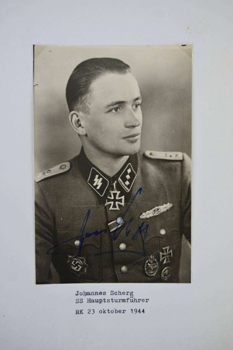 Signature of Waffen-SS Knight's Cross Recipient 'Johannes Scherg'