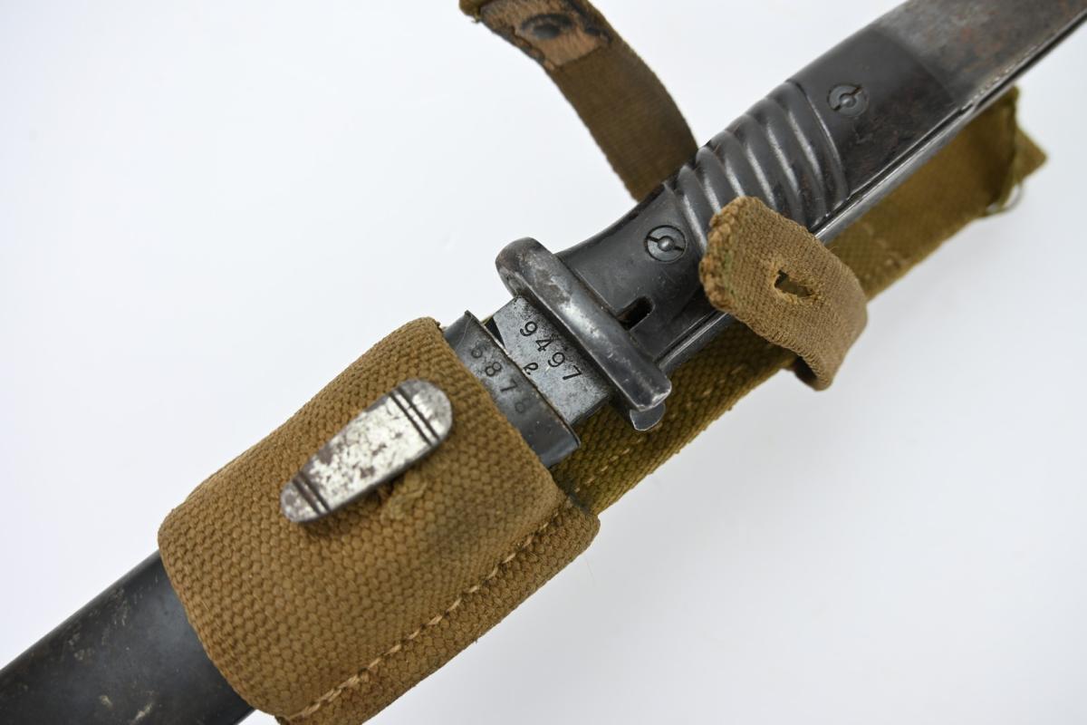German WH K98 Mauser Bayonet with Canvas Frog