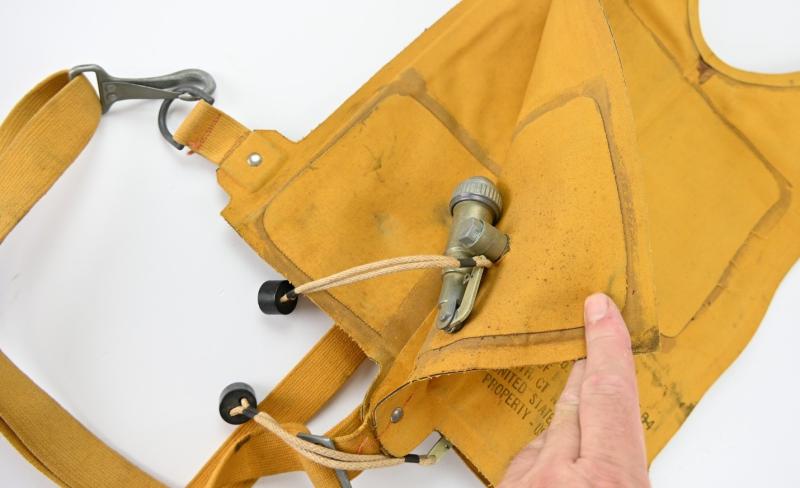 USAAF WW2 B-4 Mea West Life Preserver