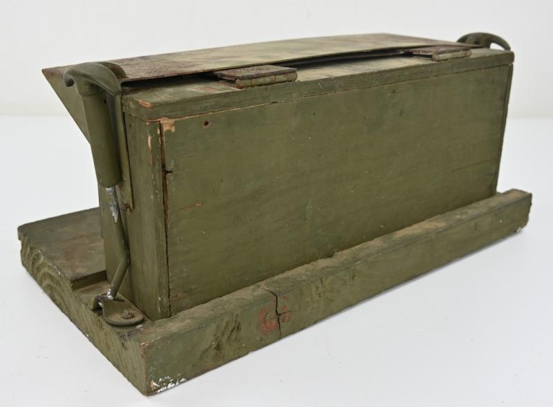 US WW2 Illuminating Electric Sign Box