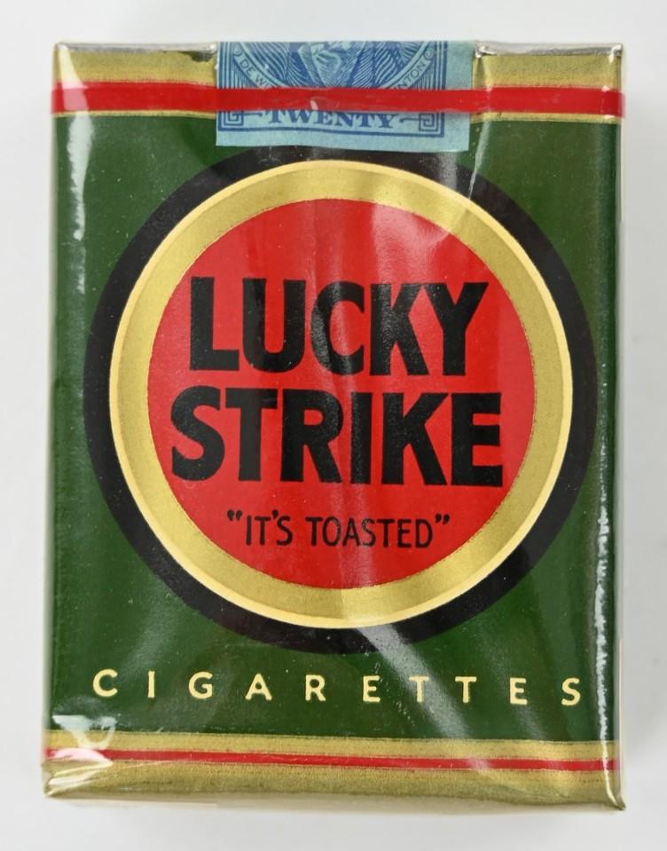 US WW2 Package of Lucky Strike Cigarets