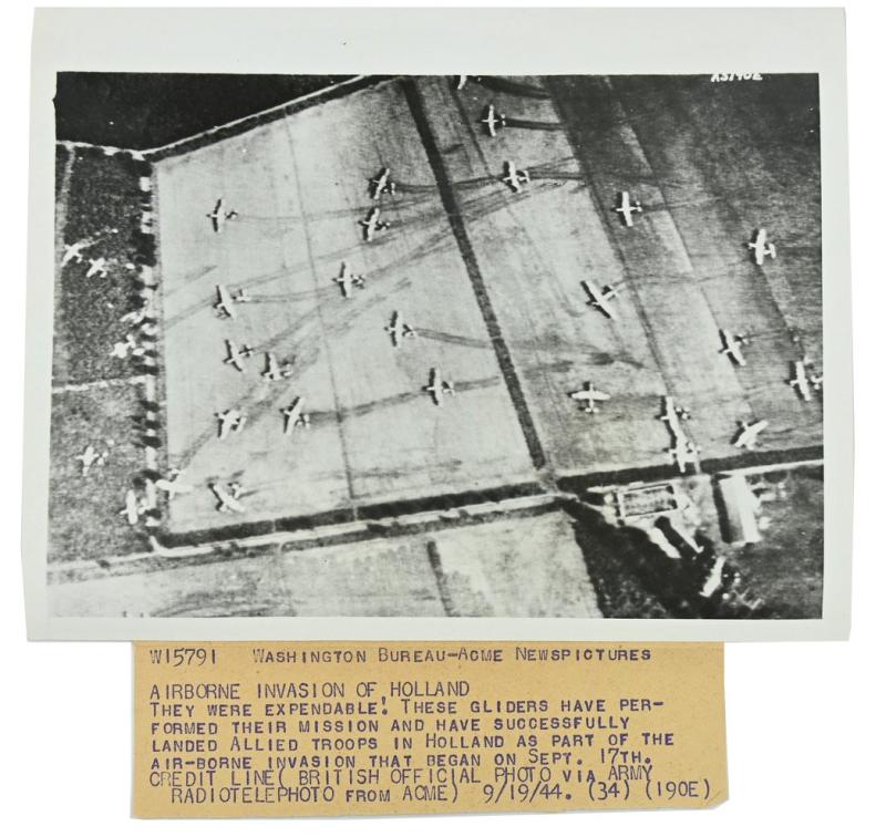 US WW2 Press Photo 'Market Garden' Arnhem 1944