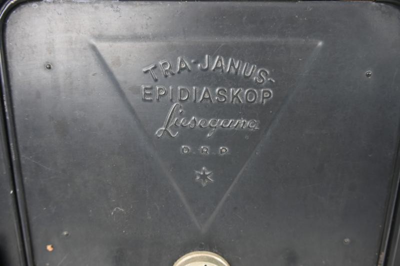 German Third Reich Period Projector ''Tra-janus Epidiaskop''