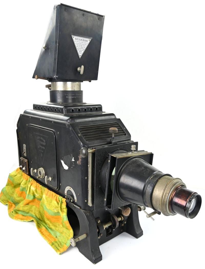 German Third Reich Period Projector ''Tra-janus Epidiaskop''