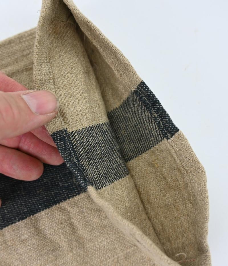 German WH 'Kulturbeutel' Toilet-Bag AGV marked